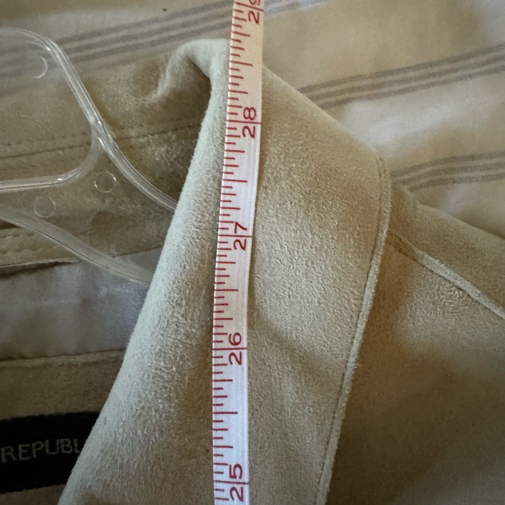 Vintage? 2001? BR suede leather jacket. Straight cut pockets w/big snaps! - Picture 15 of 16